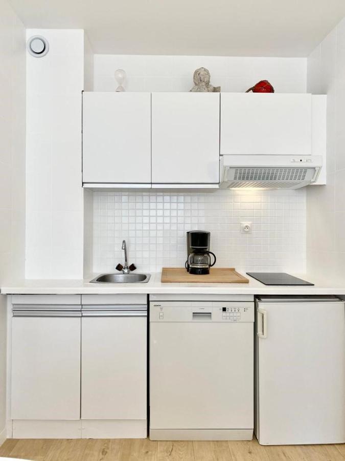 Appartement Elegant Avec Vue Sur Le Port Сен-Мартен-де-Ре Экстерьер фото